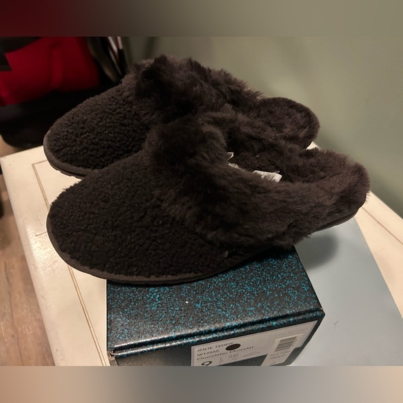 EMU X TNA Jolie teddy slippers - Picture 1 of 4